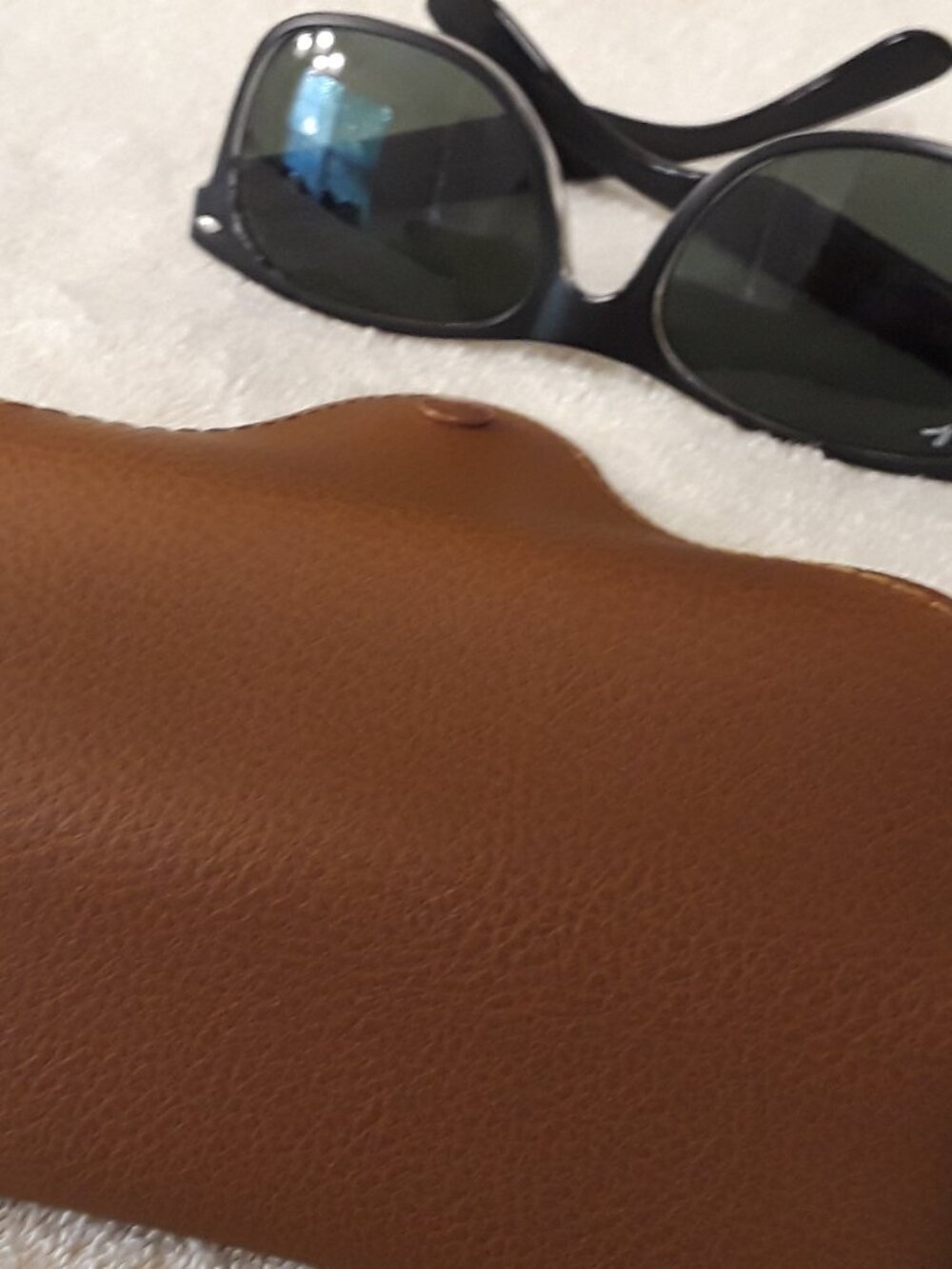 Ray-Ban "New Wayfarer" Sunglasses RB2132 605255mm-NWOT Case &Sealed Cloth Unisex - Picture 4 of 9